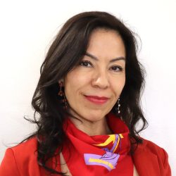 Alejandra Valles ID UNTOUCHED